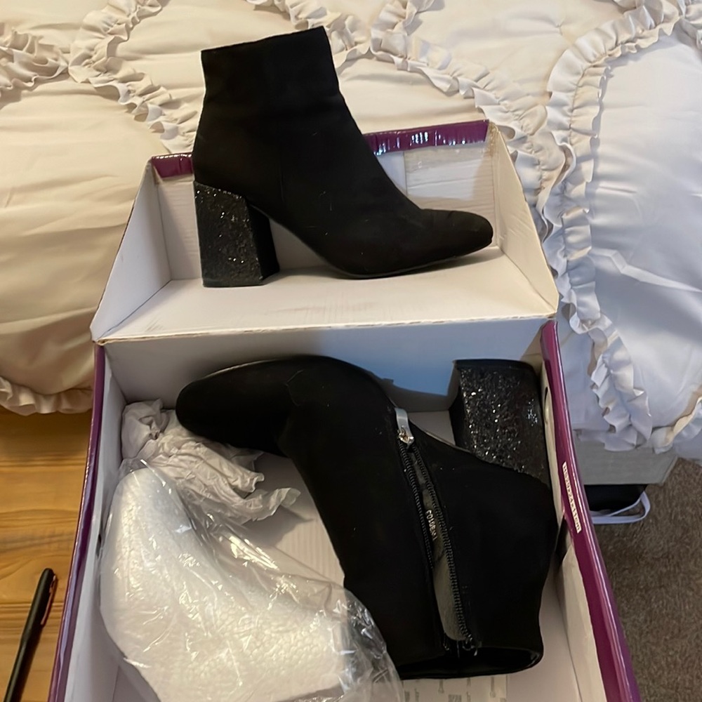 Ankle boots sparkle heel